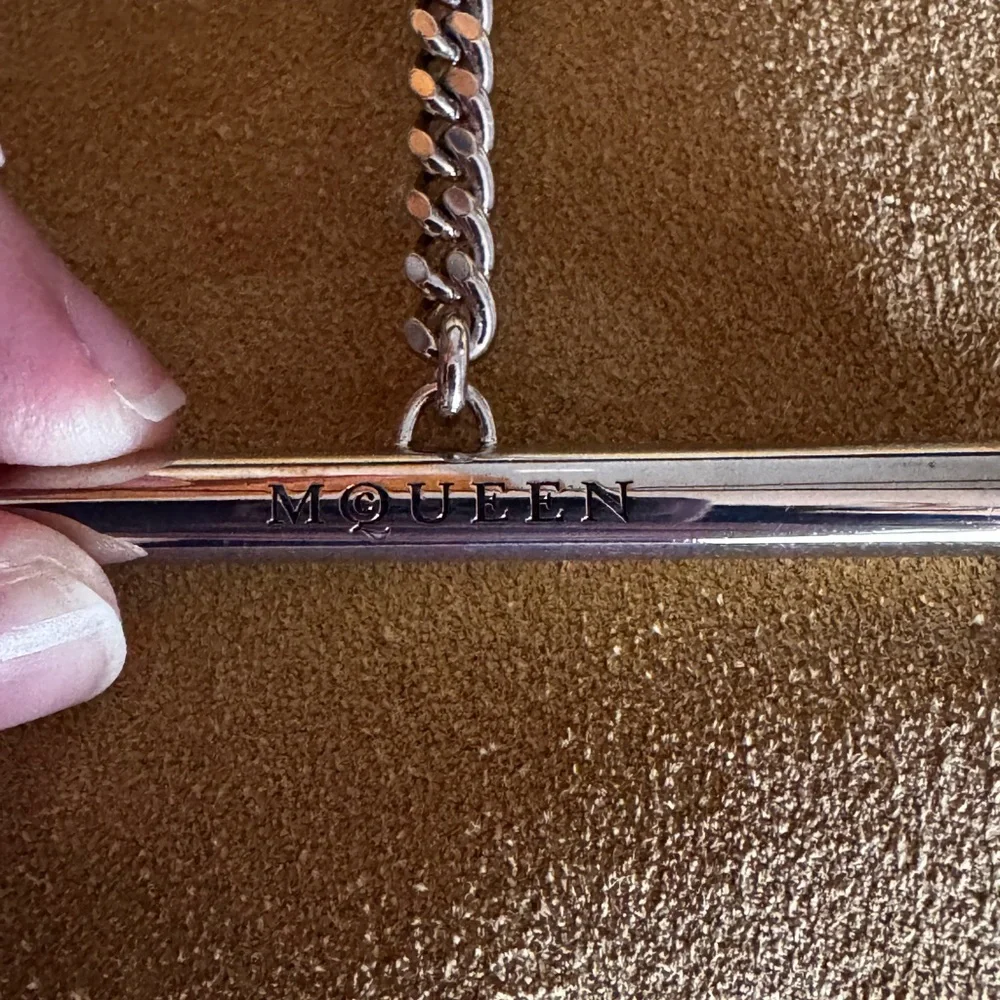 Alexander McQueen Pendant Leather Trimmed Suede Shoulder Bag $2600 SS26 - Picture 6 of 13